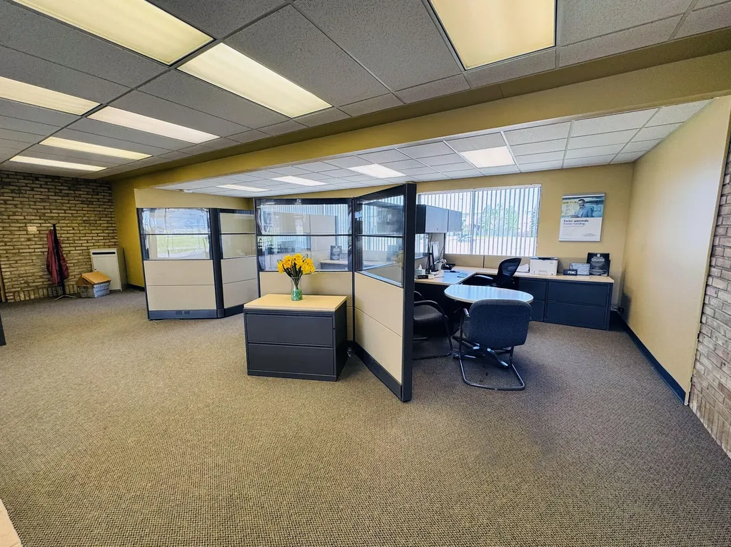 5510 W Saginaw Highway Delta Charter Township MI 48917