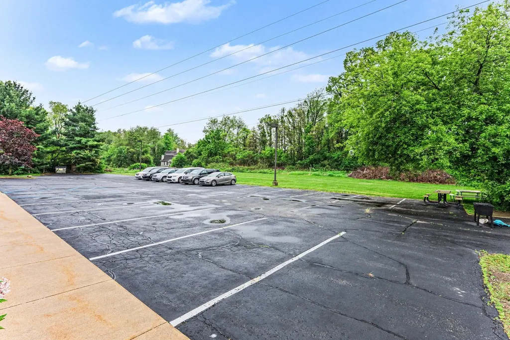 5990 Venture Park Drive Oshtemo Charter Township MI 49009