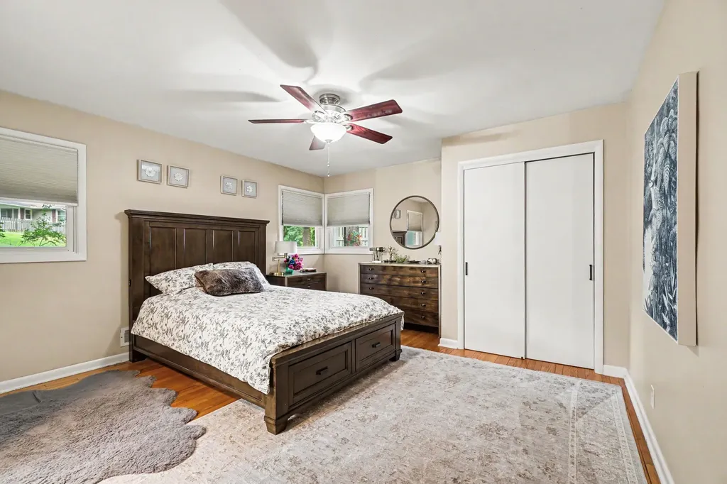 4342 Bronson Boulevard Kalamazoo City MI 49008