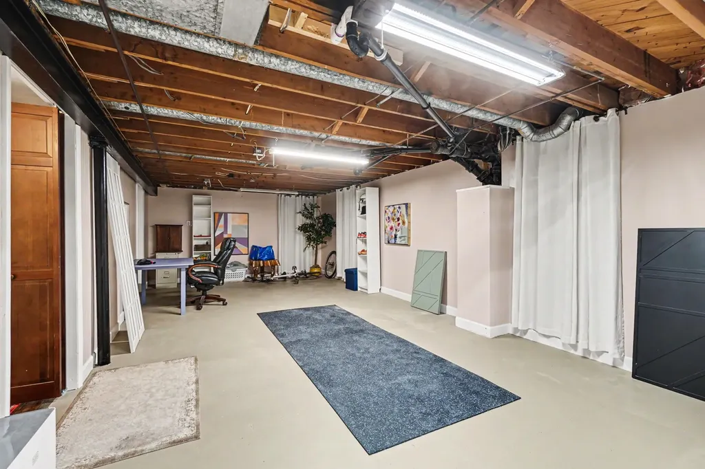 4342 Bronson Boulevard Kalamazoo City MI 49008