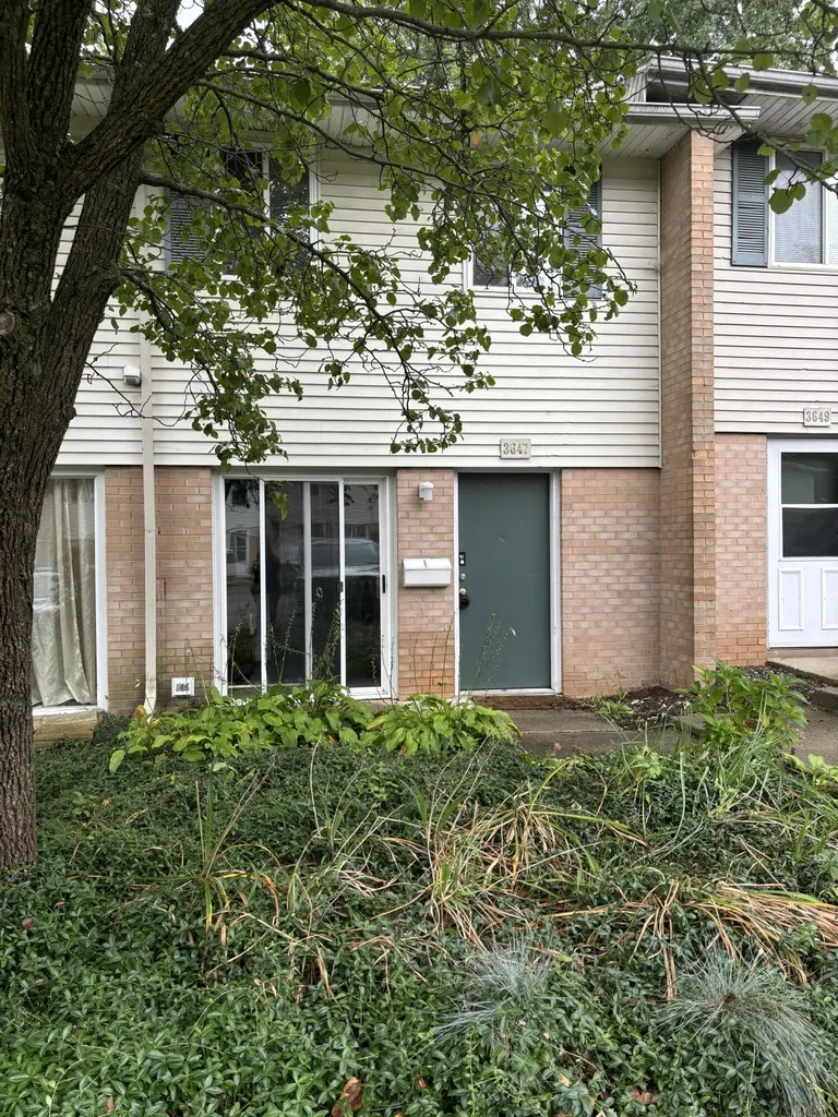 3647 Kenbrooke Court Kalamazoo City MI 49006