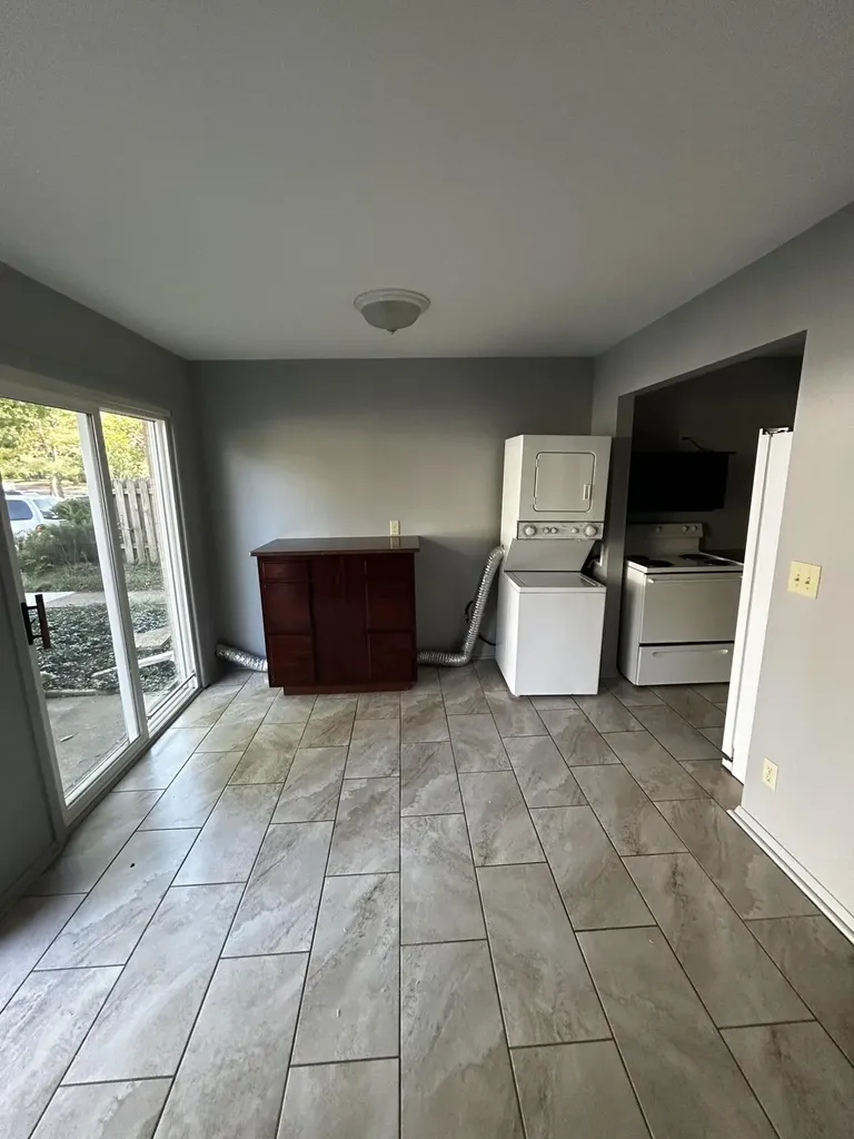 3647 Kenbrooke Court Kalamazoo City MI 49006