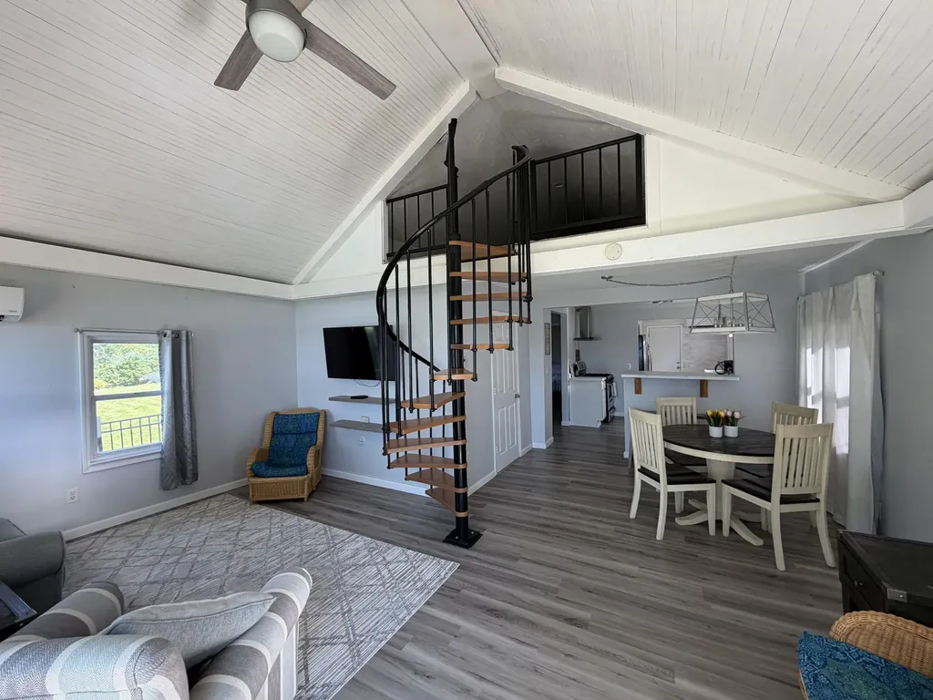 1971 Fern Beach Emmett Charter Township MI 49014