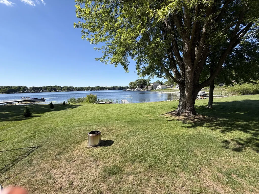 1971 Fern Beach Emmett Charter Township MI 49014
