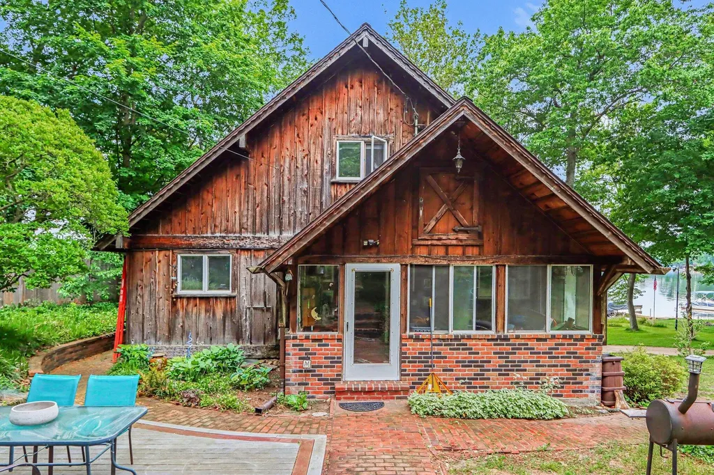 2535 Miner Lake Drive Allegan Township MI 49010