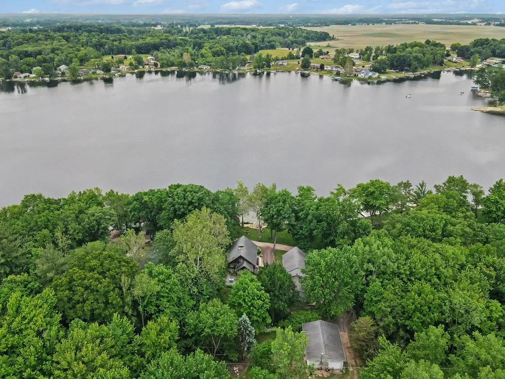 2535 Miner Lake Drive Allegan Township MI 49010