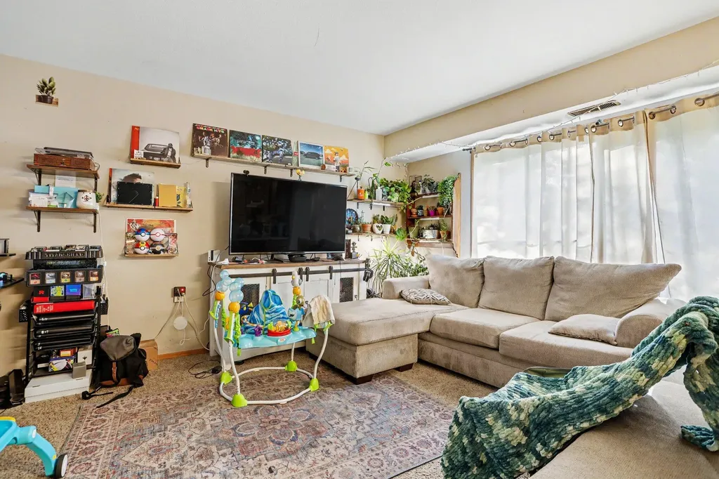 3621 Kenbrooke Court Kalamazoo City MI 49006