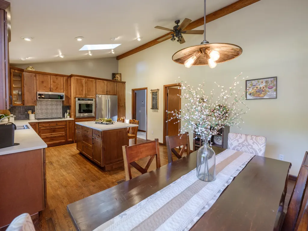9951 Springwood Drive Oshtemo Charter Township MI 49009