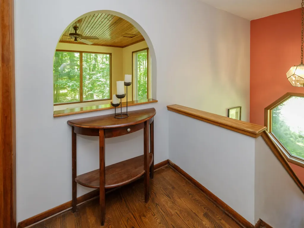 9951 Springwood Drive Oshtemo Charter Township MI 49009