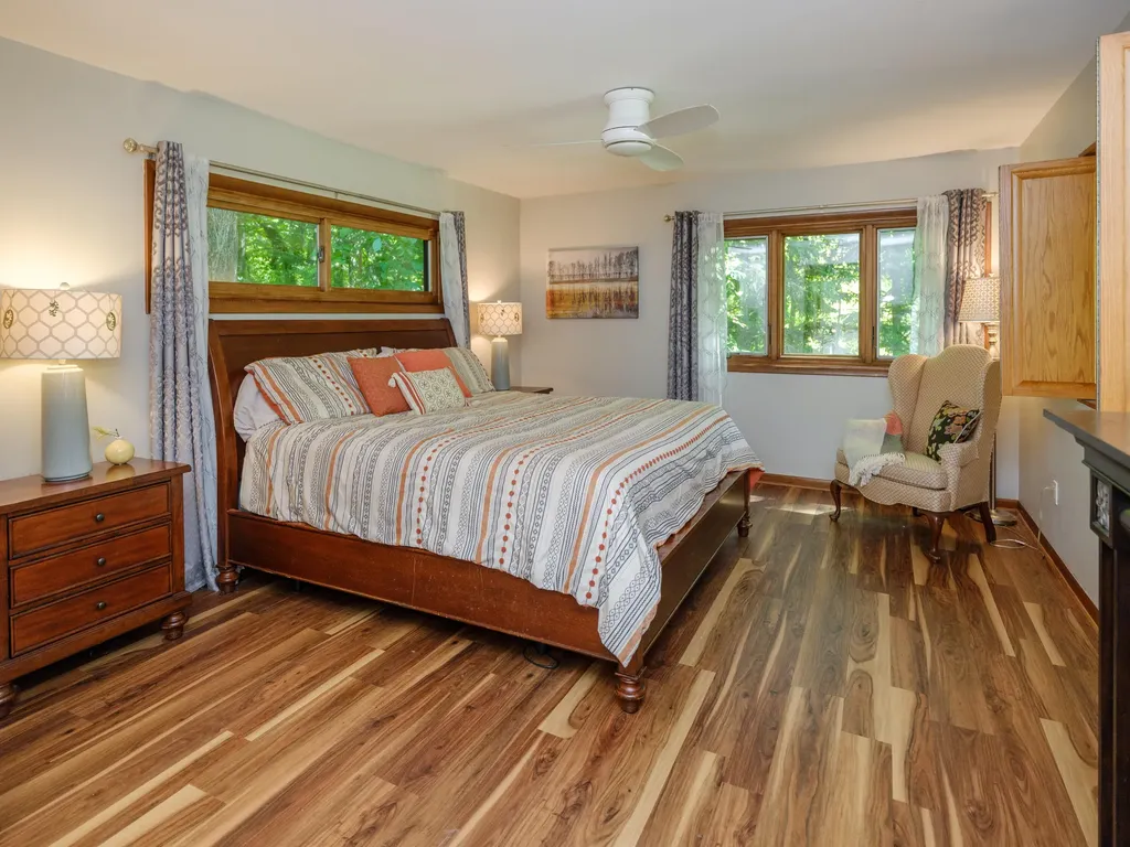 9951 Springwood Drive Oshtemo Charter Township MI 49009