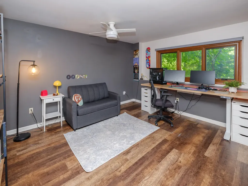 9951 Springwood Drive Oshtemo Charter Township MI 49009