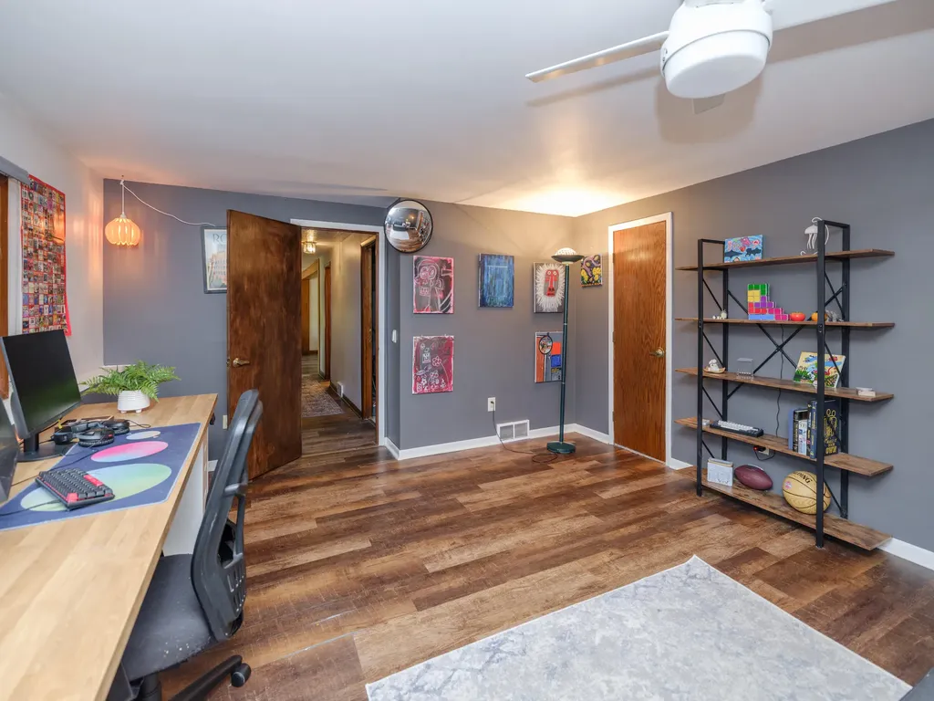 9951 Springwood Drive Oshtemo Charter Township MI 49009