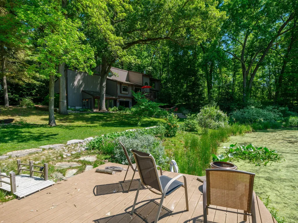 9951 Springwood Drive Oshtemo Charter Township MI 49009