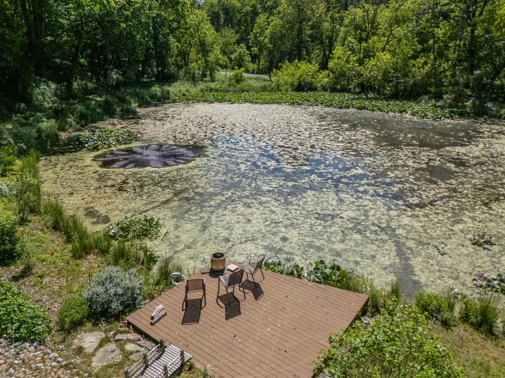 9951 Springwood Drive Oshtemo Charter Township MI 49009