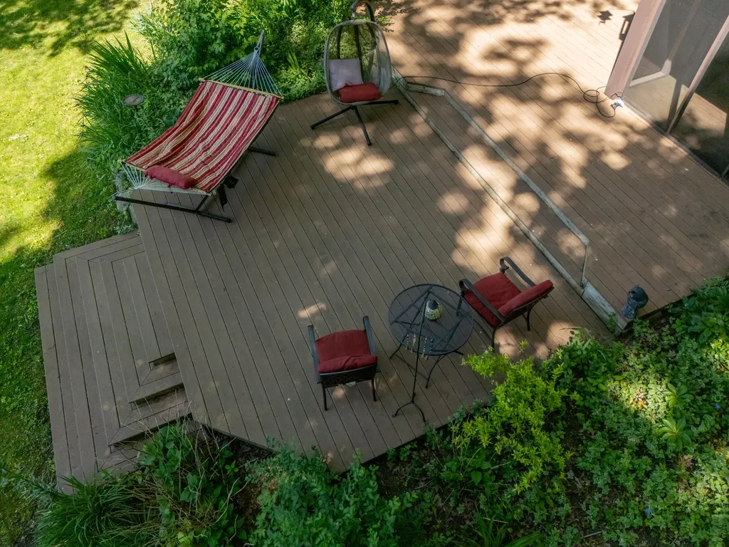 9951 Springwood Drive Oshtemo Charter Township MI 49009