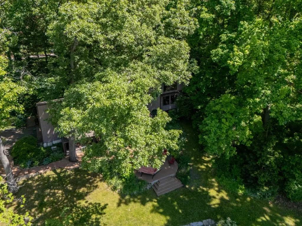 9951 Springwood Drive Oshtemo Charter Township MI 49009