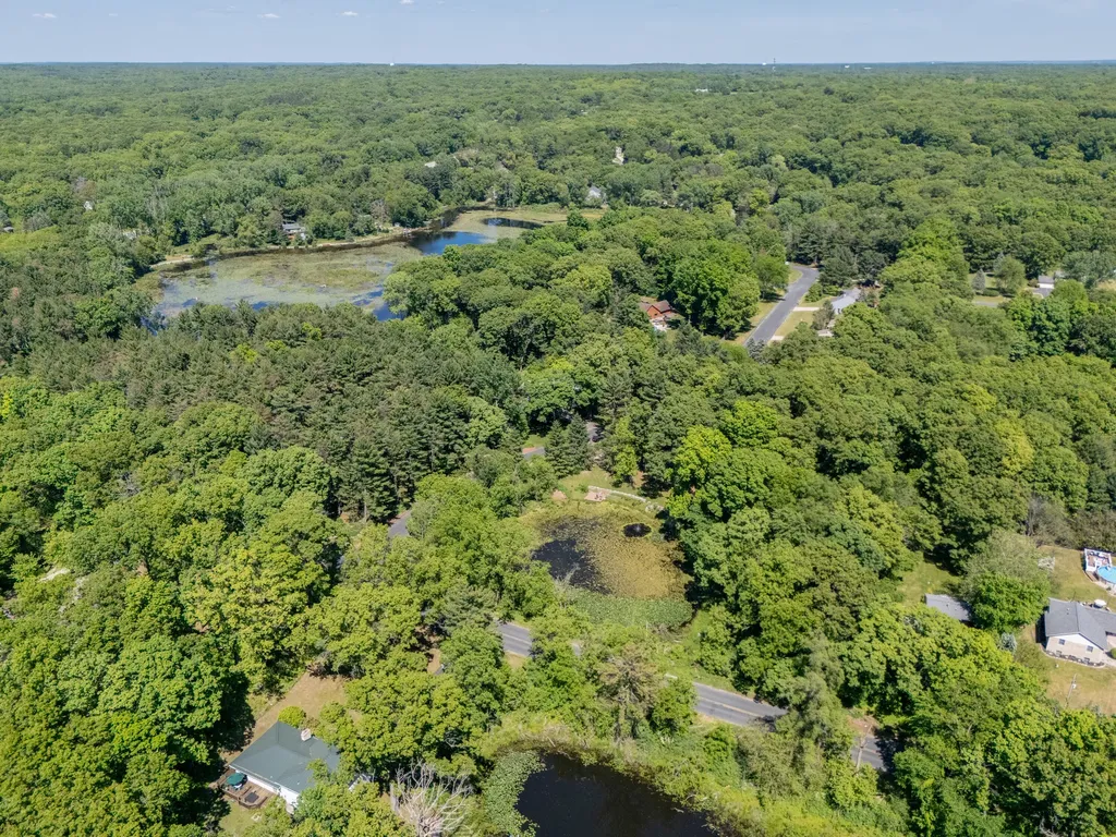 9951 Springwood Drive Oshtemo Charter Township MI 49009