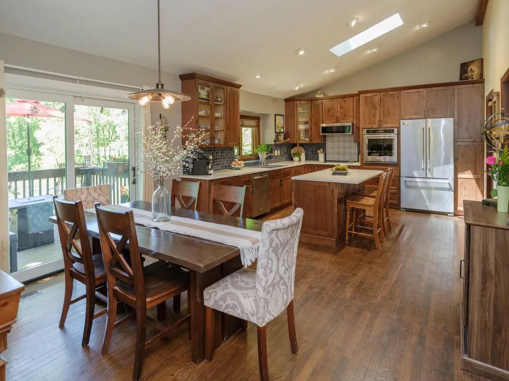 9951 Springwood Drive Oshtemo Charter Township MI 49009