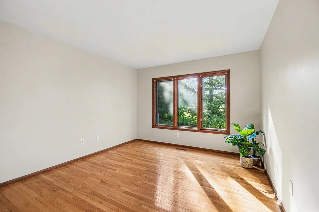 213 Raintree Circle Kalamazoo Charter Township MI 49006