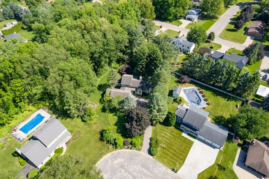 6281 Rose Arbour Avenue Oshtemo Charter Township MI 49009