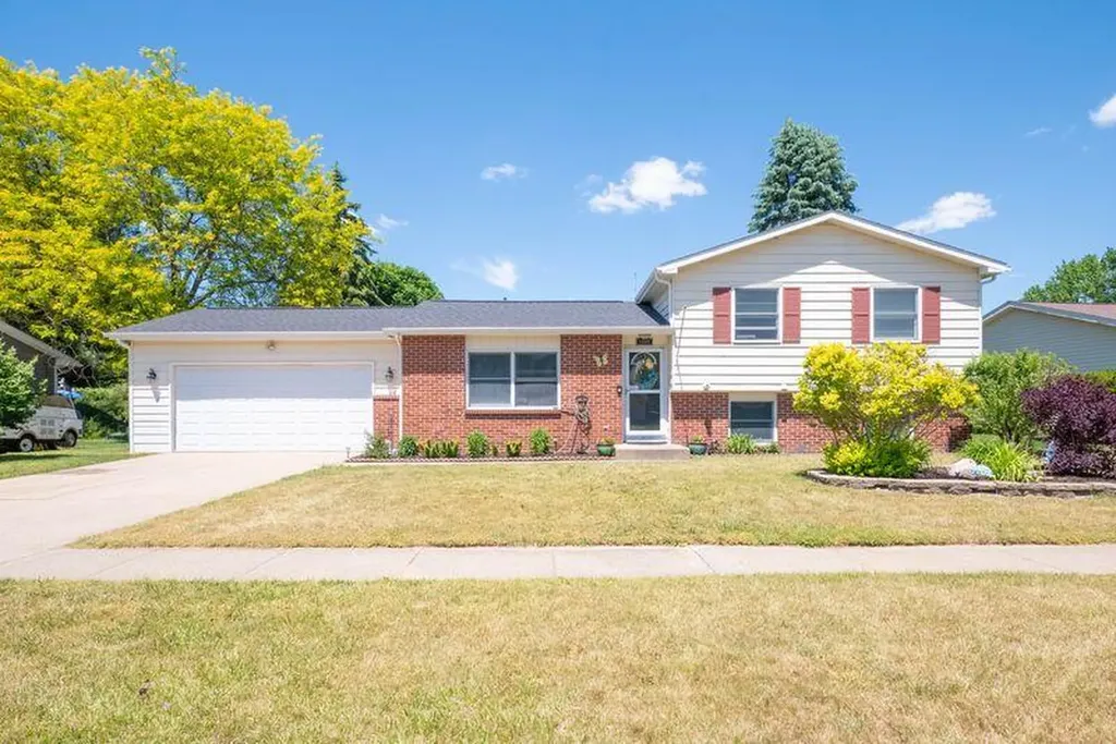 1804 Woodland Drive Portage City MI 49024