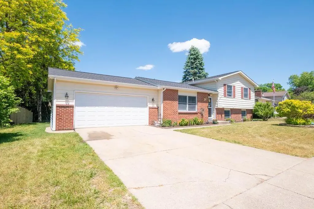 1804 Woodland Drive Portage City MI 49024