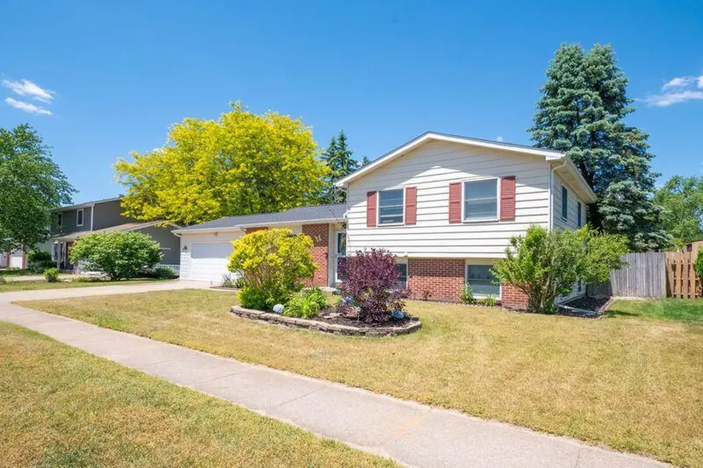 1804 Woodland Drive Portage City MI 49024