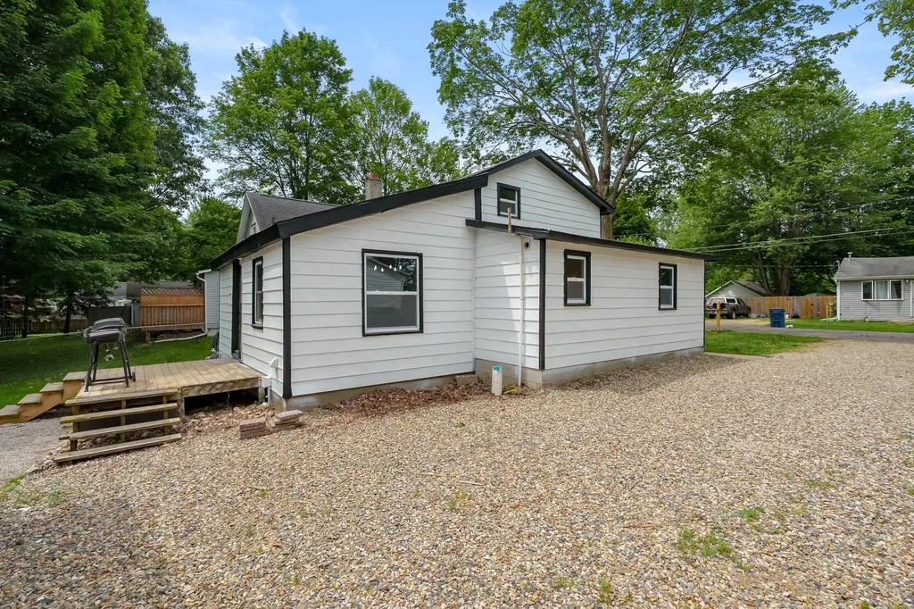 625 Hamilton Street Vicksburg Village MI 49097
