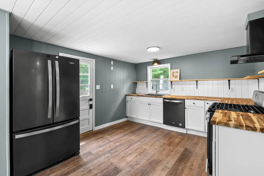 625 Hamilton Street Vicksburg Village MI 49097