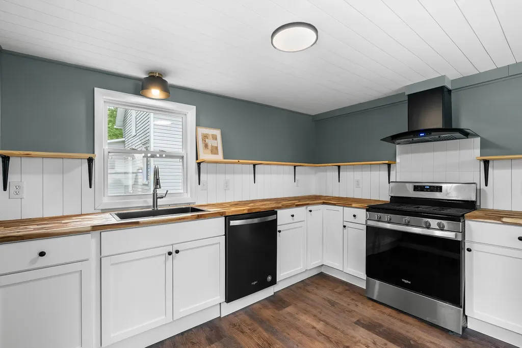 625 Hamilton Street Vicksburg Village MI 49097