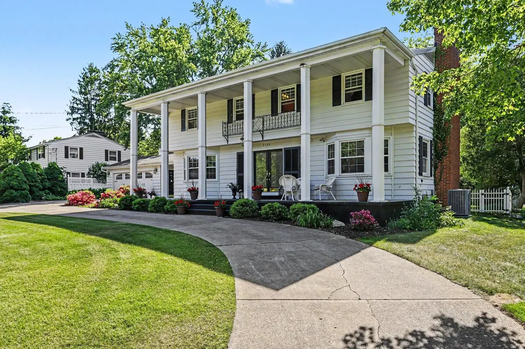 2106 Aberdeen Drive Kalamazoo City MI 49008