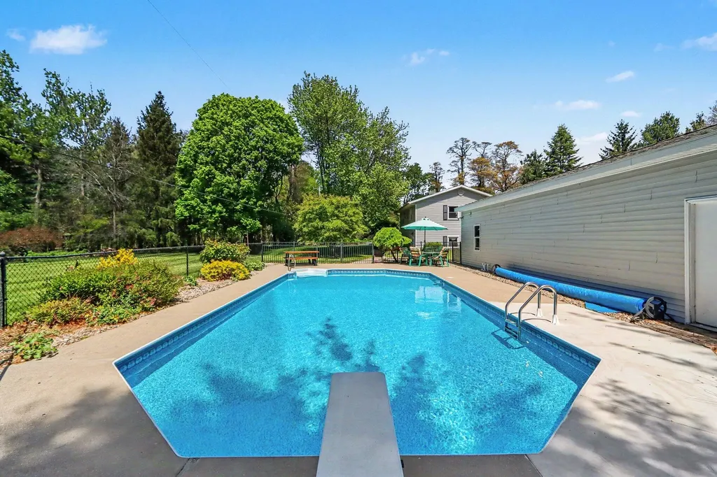 6985 N 12th Street Alamo Township MI 49009