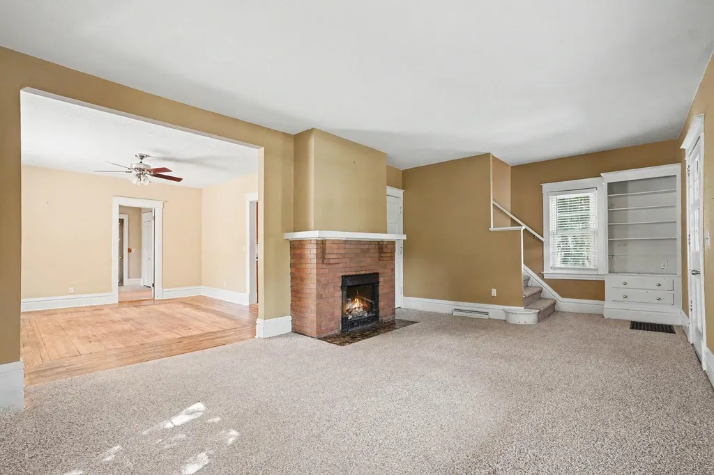 1330 W Maple Street Kalamazoo City MI 49008