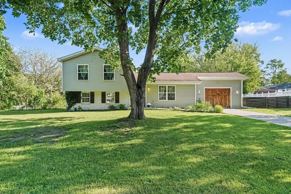 140 Viking Court Pennfield Charter Township MI 49017