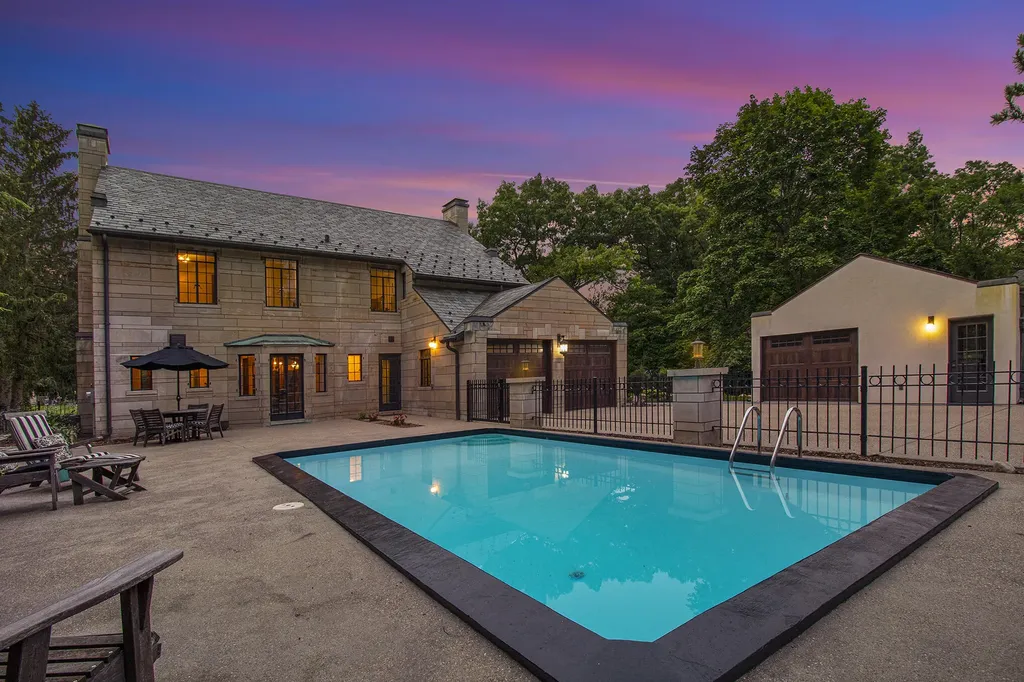 1405 Long Road Kalamazoo City MI 49008