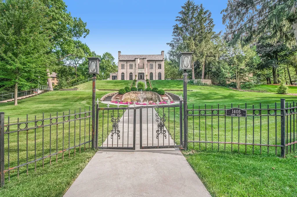 1405 Long Road Kalamazoo City MI 49008