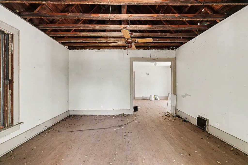 524 Forest Street Kalamazoo City MI 49008