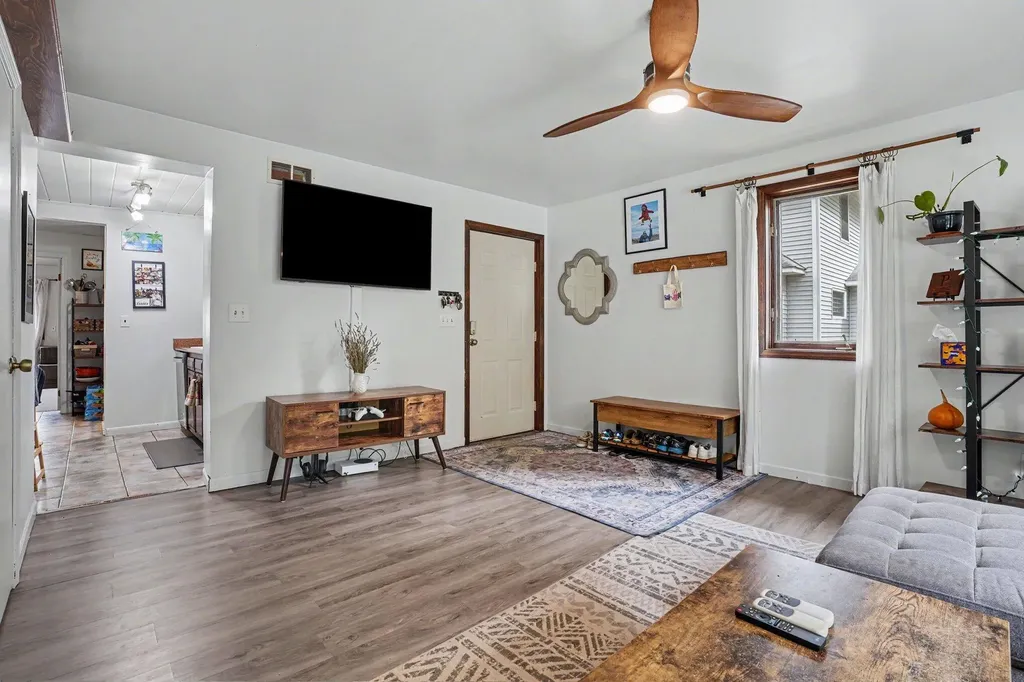 221 Nelson Avenue Kalamazoo Charter Township MI 49006