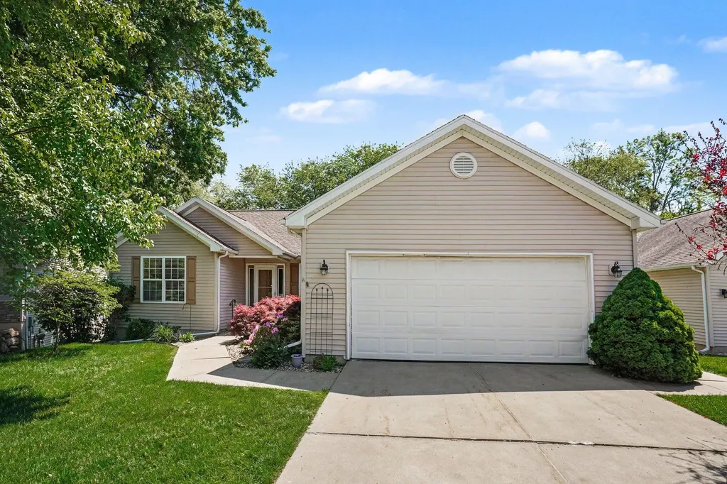 8216 Pattiwood Lane Richland Village MI 49083