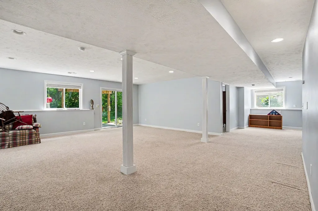 8216 Pattiwood Lane Richland Village MI 49083
