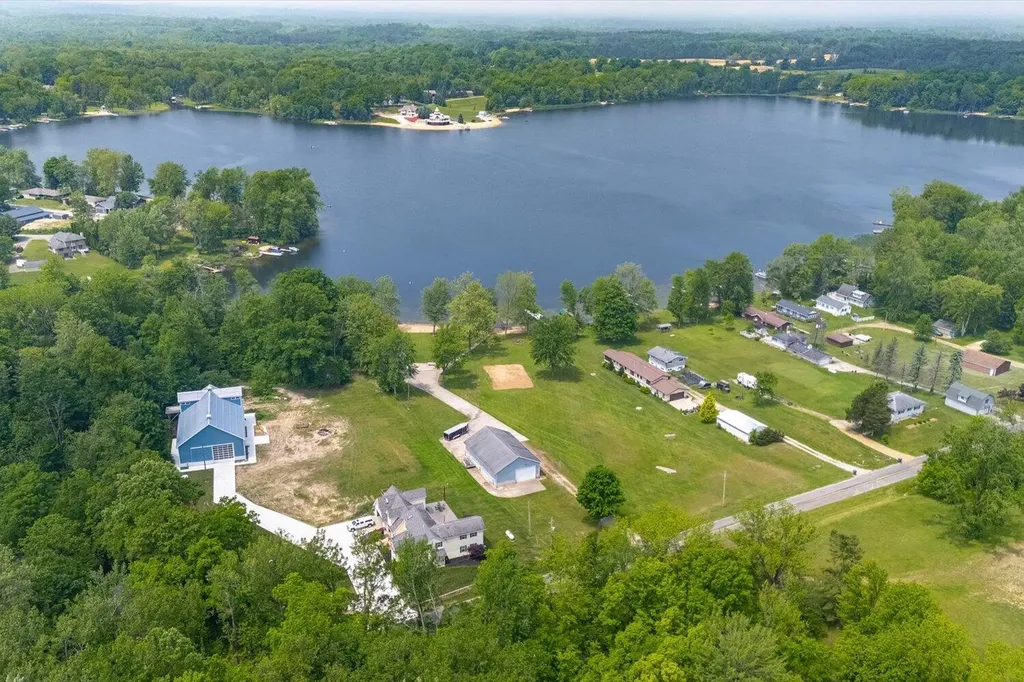 13754 45th Street Bloomingdale Township MI 49026