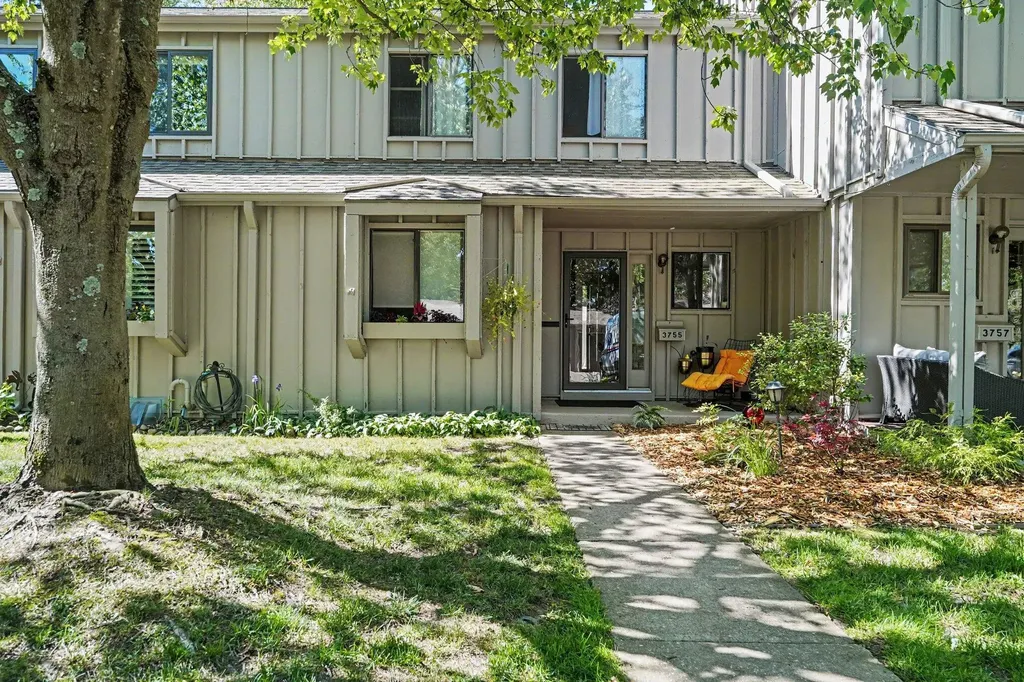 3755 Cedaridge Road Kalamazoo City MI 49008