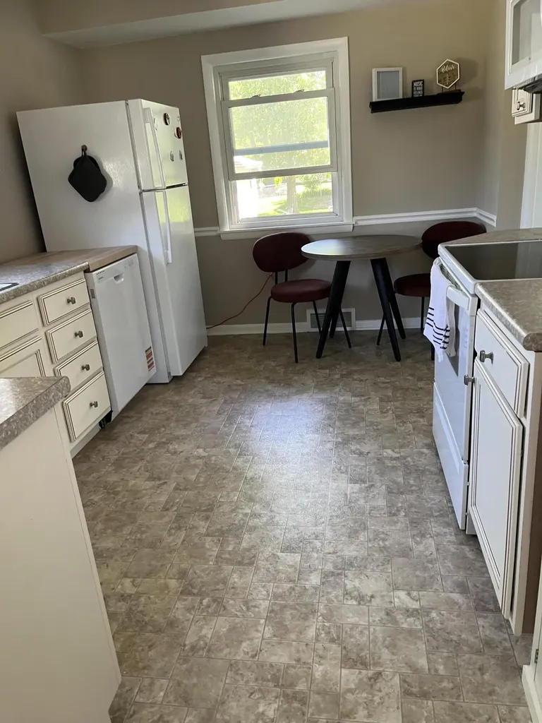 3819 Pontiac Avenue Kalamazoo Charter Township MI 49006