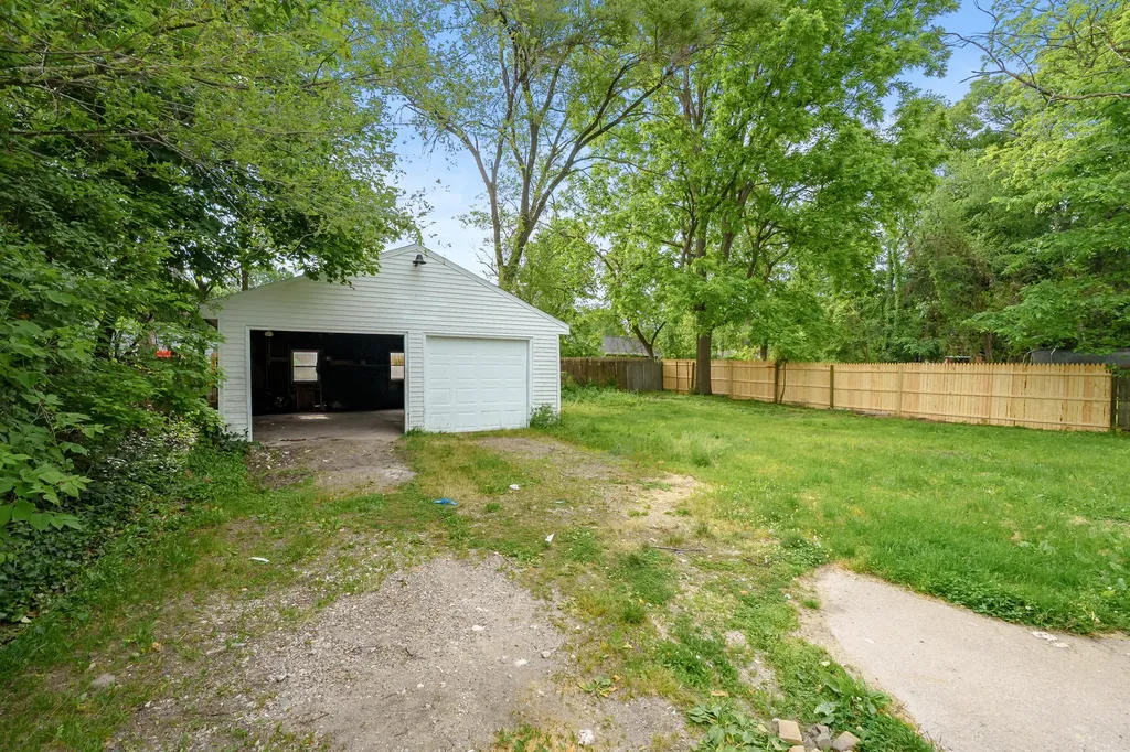 1308 Colgrove Avenue Kalamazoo Charter Township MI 49048