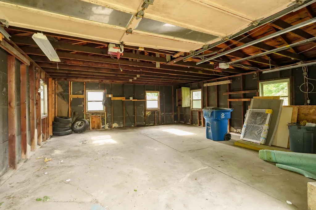1308 Colgrove Avenue Kalamazoo Charter Township MI 49048
