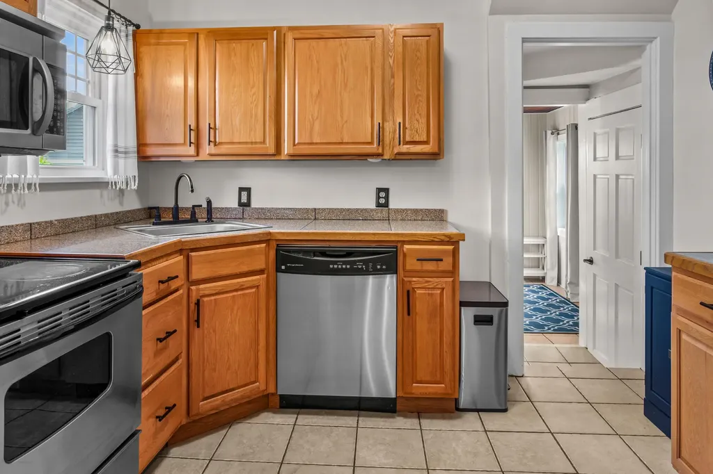 2724 S Rose Street Kalamazoo City MI 49001