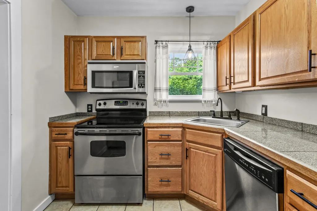 2724 S Rose Street Kalamazoo City MI 49001