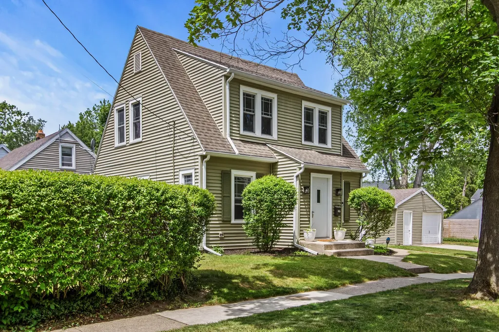2724 S Rose Street Kalamazoo City MI 49001