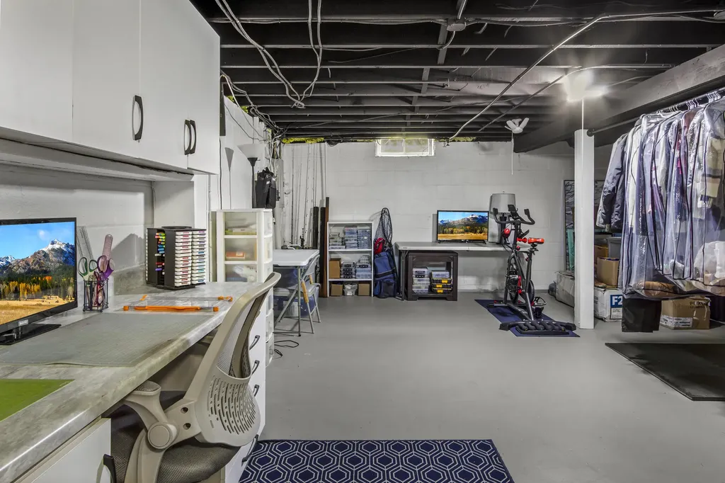 2724 S Rose Street Kalamazoo City MI 49001
