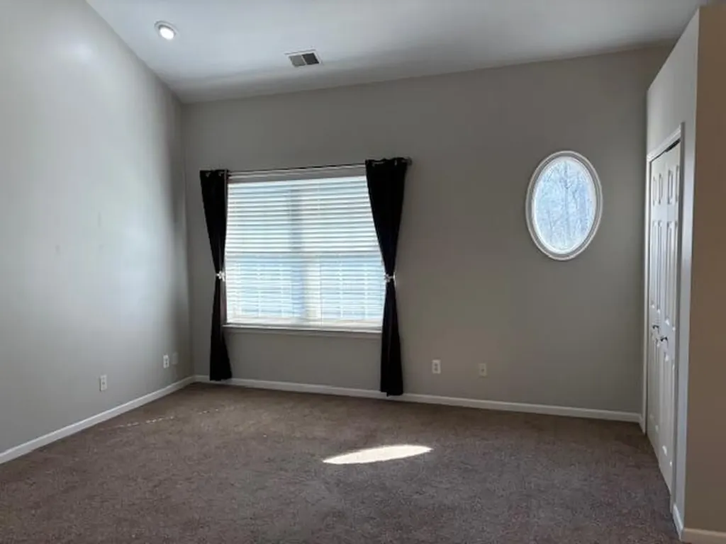 16874 Farmington Road Livonia City MI 48154